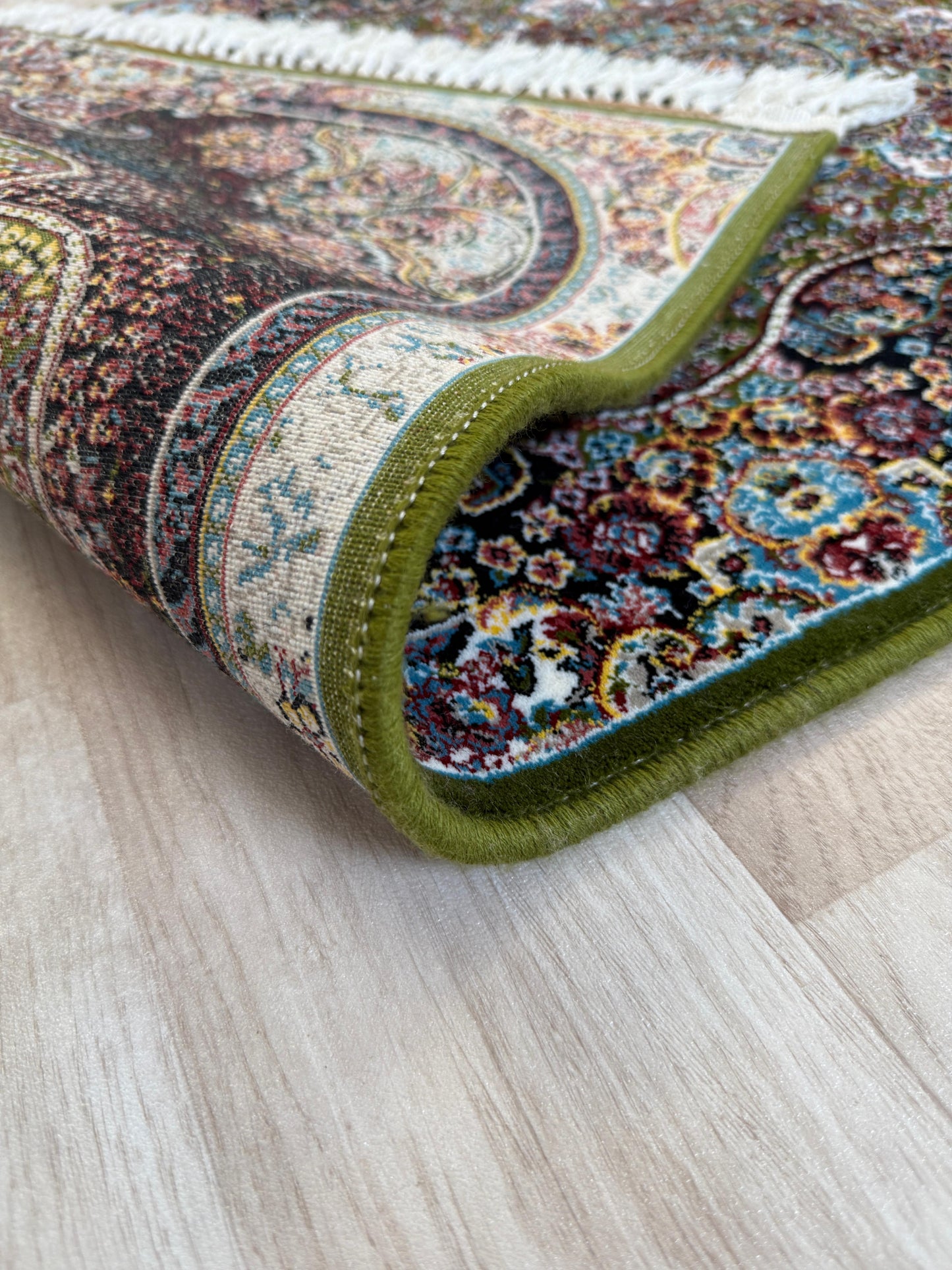 Nestarin Green Persian - 700 Reeds Rug