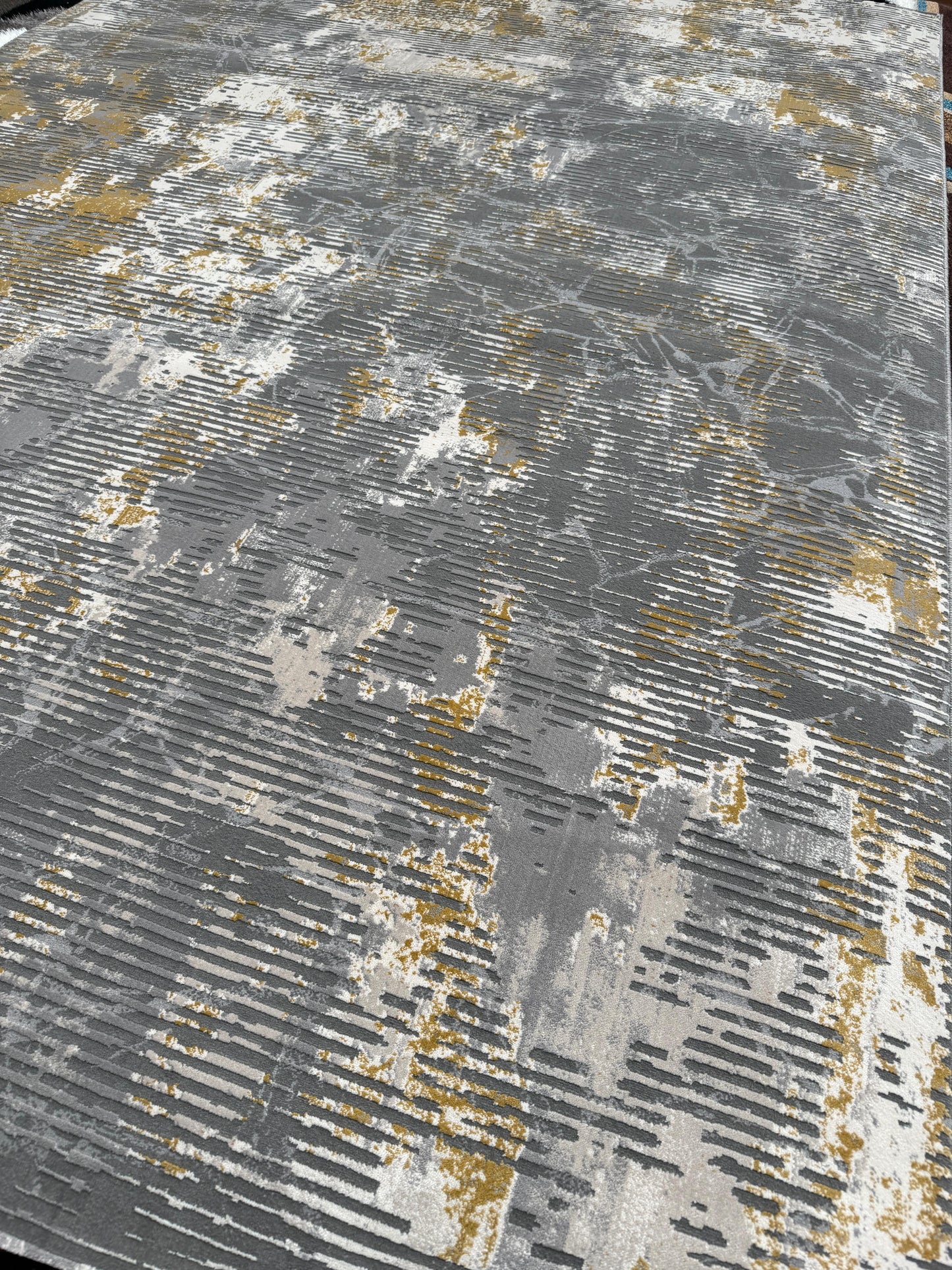 Aleen - Abstract Grey & Gold Rug 240 x 340