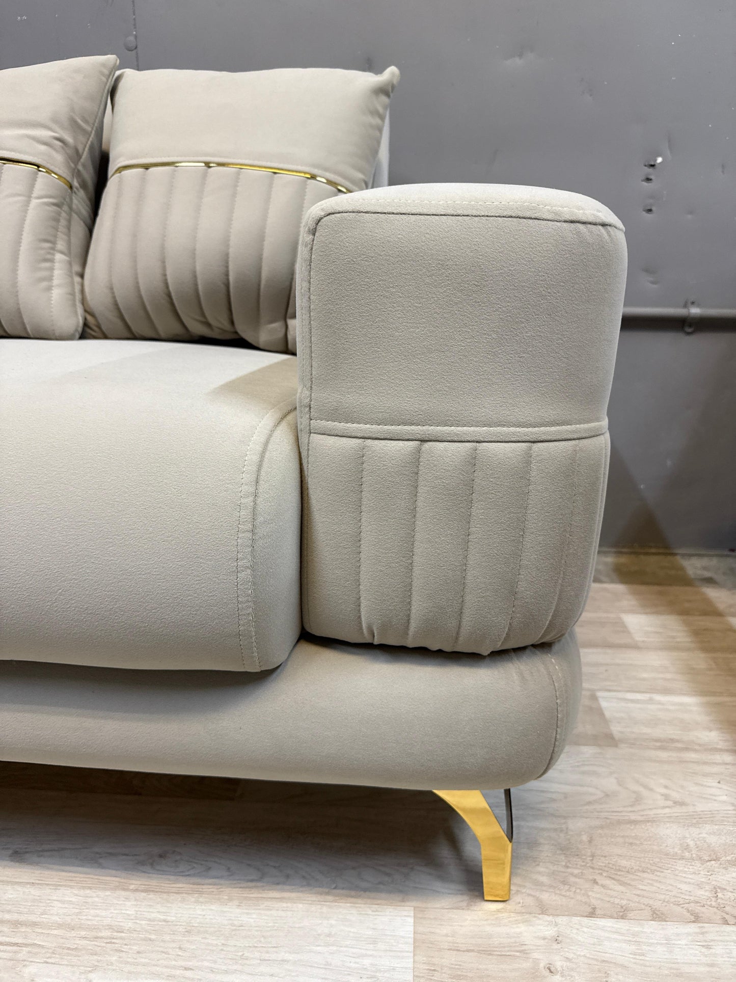 Aspendous Corner Sofa