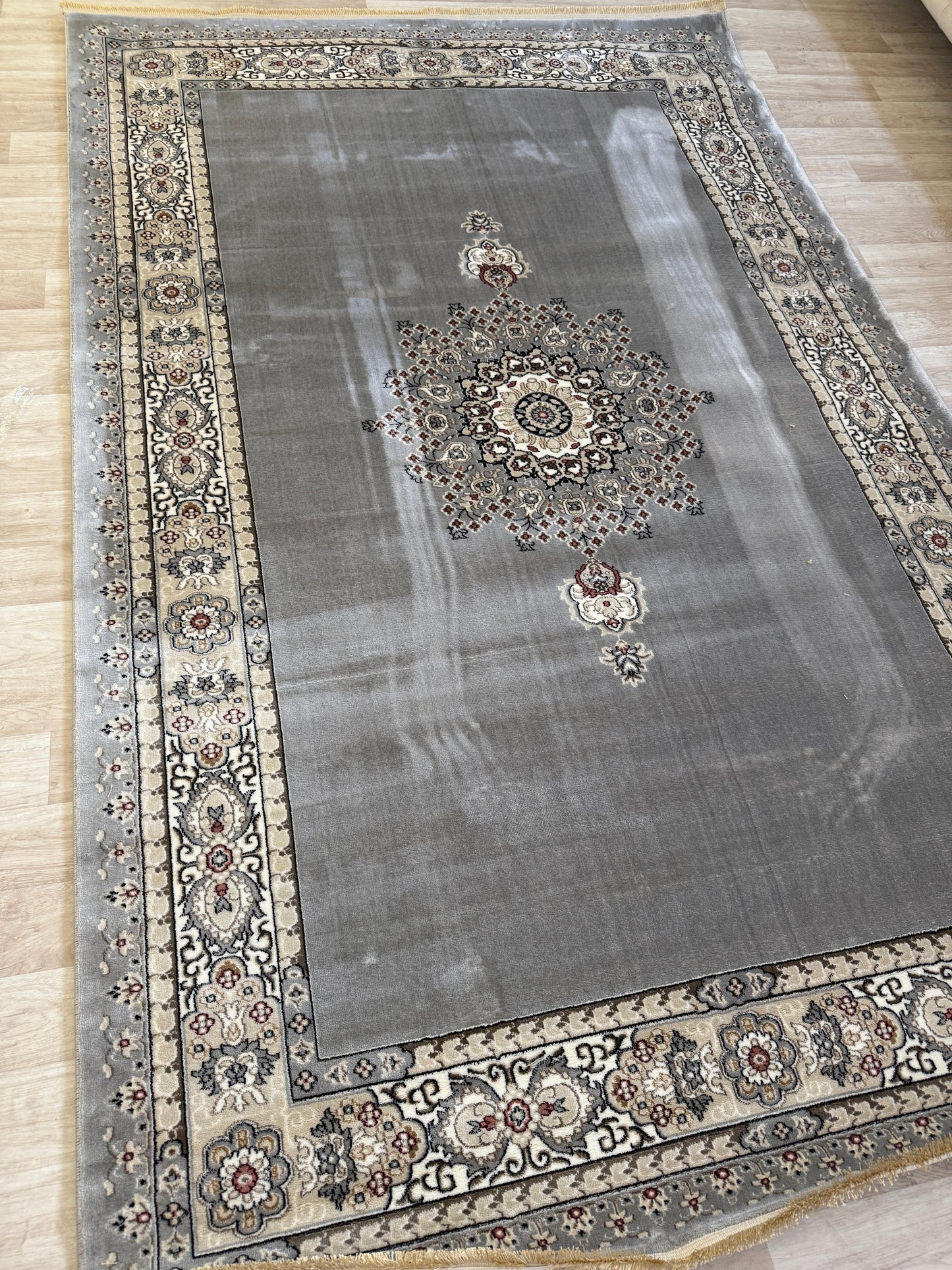 Mistral Persian Style Collection - Traditional Living Room Rug