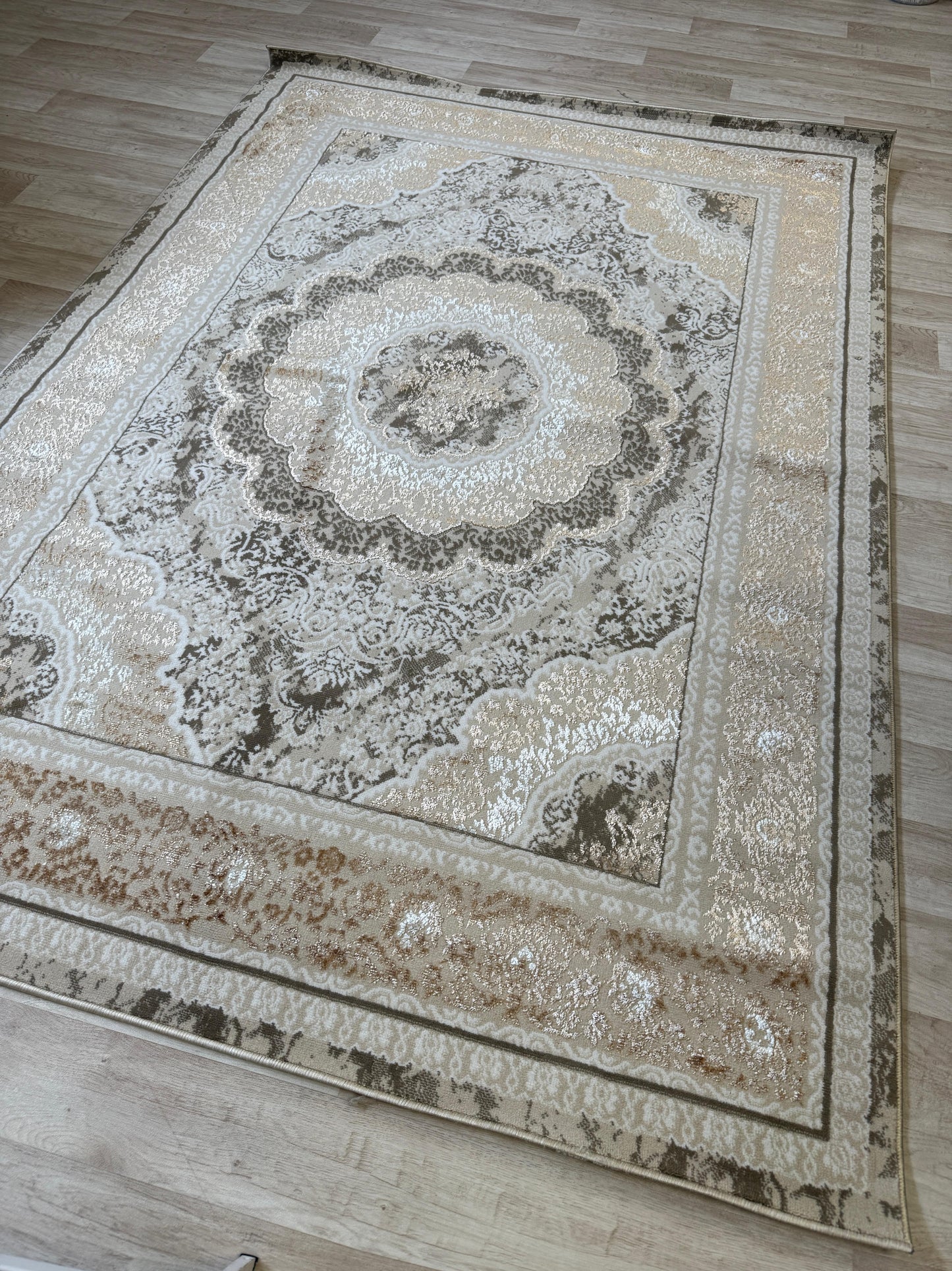 Emoji Shimmer Rug - Oriental Style Living Room Area Rug