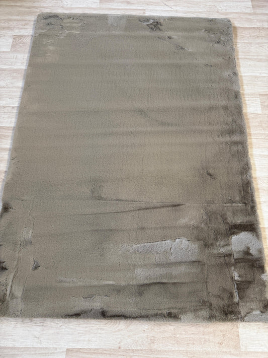Luxury Faux Fur Taupe Rug