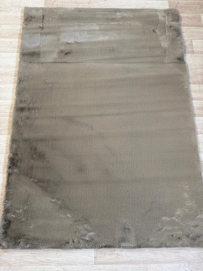 Luxury Faux Fur Taupe Rug