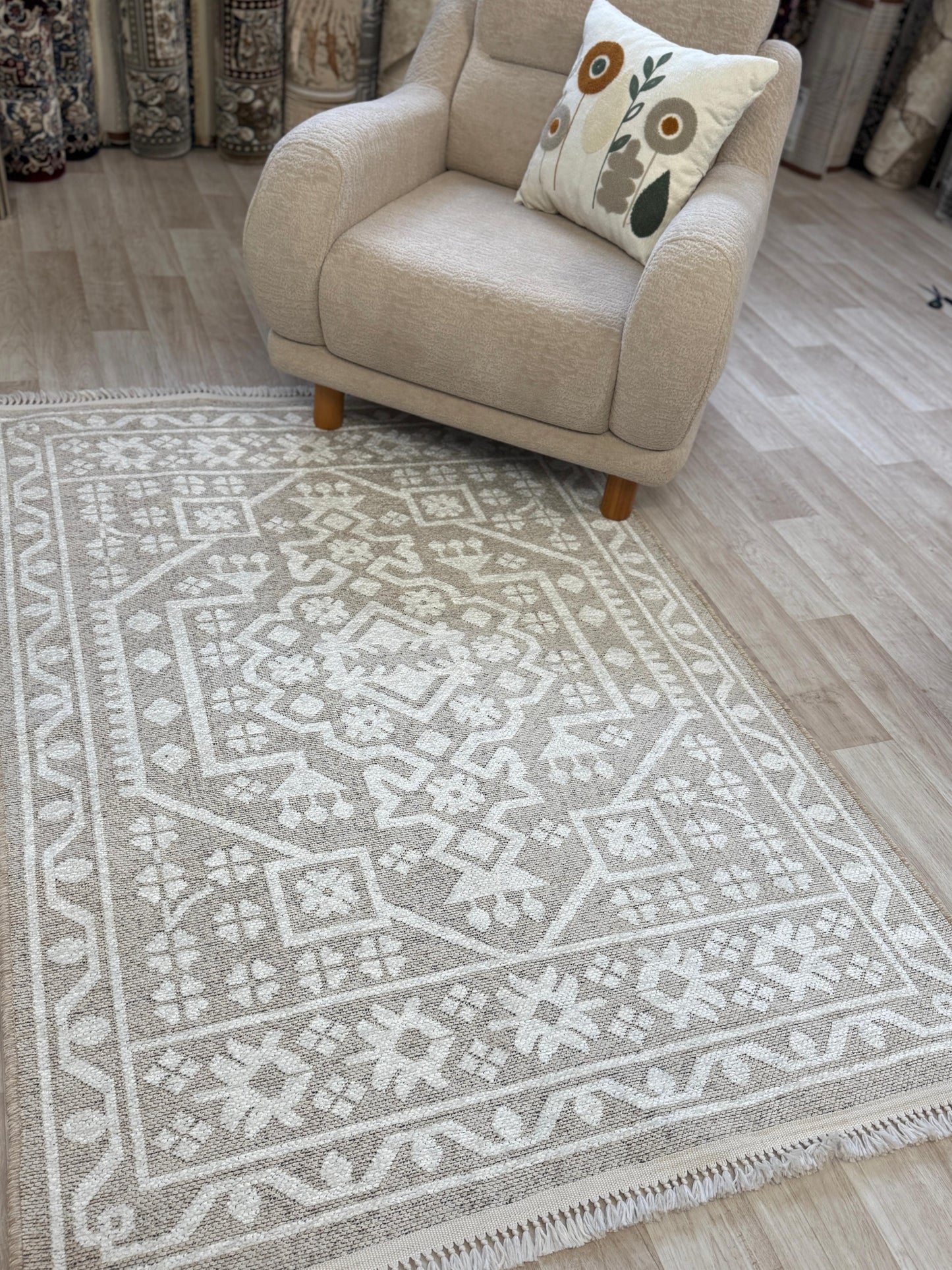 Vintage Medallion Machine Washable Rug