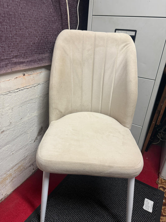 8 Cream Chairs